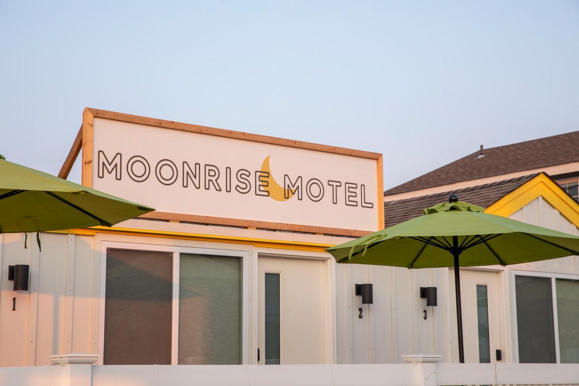 Moonrise Motel Kismet Bagian luar foto